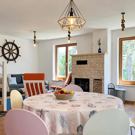 بيت للعطل Lovely In With House A Panoramic View بيروغ